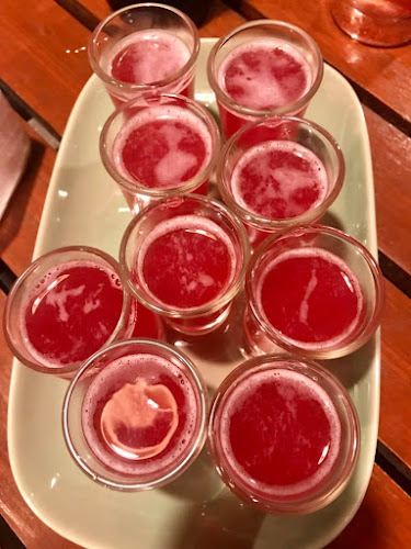 Comentarii opinii despre Charming Bar