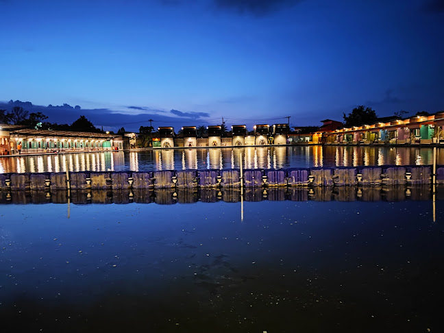 สวนอาหาร ระเบียงเคียงน้ำ สาขา 2 - การบริการอาหารและที่พัก