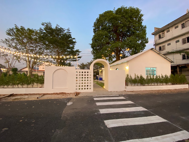 ริมน้ำ หมูกระทะ โคราช Rimnam Mugrata Korat - การบริการอาหารและที่พัก