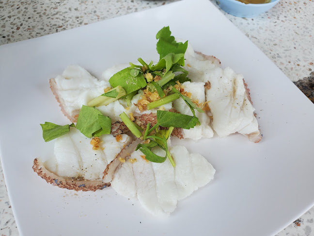 รัานก๋วยเตี๋ยวปลาอภิชน - การบริการอาหารและที่พัก