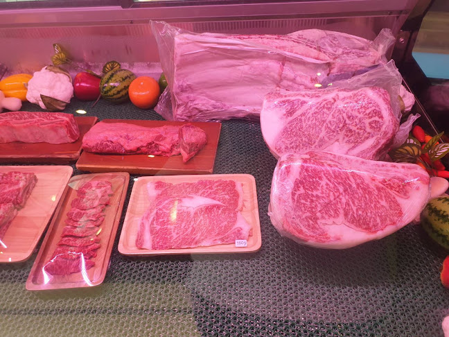 ฮังมี กัลบี - การบริการอาหารและที่พัก