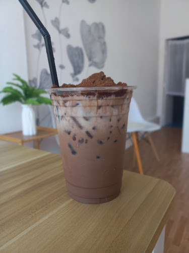 Bankru Cafe - การบริการอาหารและที่พัก