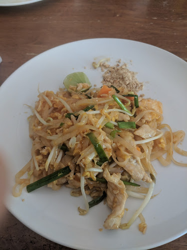 Opinii despre Fast-Food Restaurant în อำเภอเมืองภูเก็ต - การบริการอาหารและที่พัก