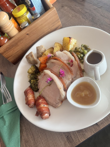 Hole in One Sports Bar & One Shot Cafe Korat