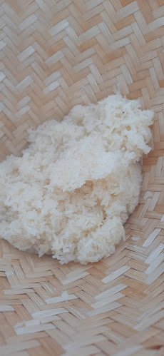 หมูทอดเสียบไม้ 10 บาท (เจ๊จิตร) - เมือง