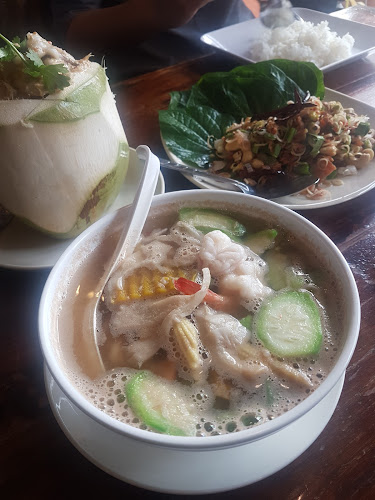 ร้านอาหารเยื่อไม้ - อำเภอเมืองนครปฐม