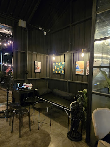 Opinii despre ชาลี นมสด ปังปิ้ง în เมือง - การบริการอาหารและที่พัก