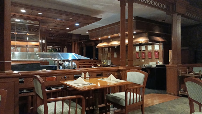 Pavilion Cafe Restaurant - การบริการอาหารและที่พัก