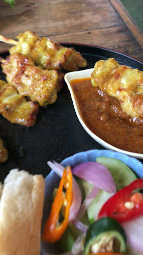 Opinii despre ตะแคงเรือ เตี๋ยวเรืออยุธยา în อำเภอบางบัวทอง - การบริการอาหารและที่พัก