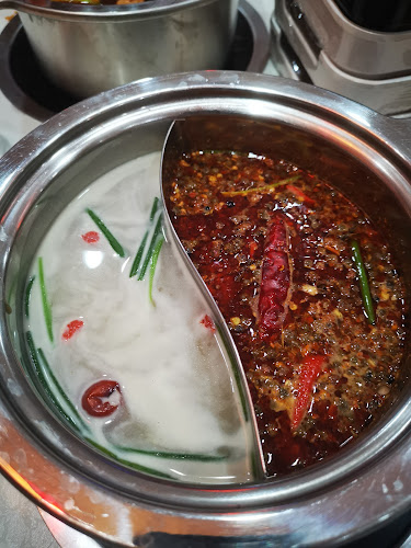 Opinii despre เสือน้อยหม้อไฟ บุฟเฟ่ต์หม่าล่า อุบลราชธานี în เมือง - การบริการอาหารและที่พัก