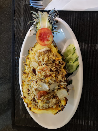 Opinii despre PhumPhor Coffee​ Restaurant​ ภูมิพ่อ คอฟฟี่เรสเตอรองท์ în อำเภอเมืองสุโขทัย - การบริการอาหารและที่พัก