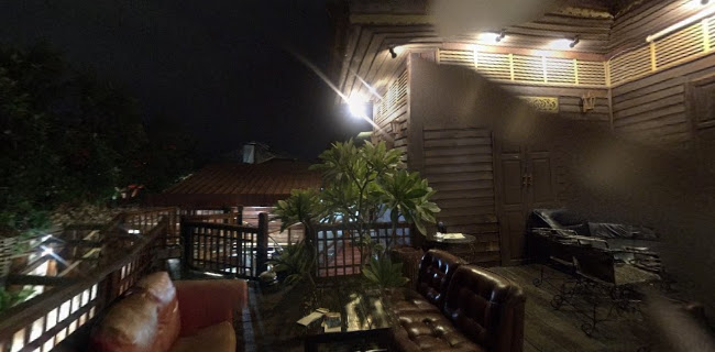 18 Mongkut Library Restaurant