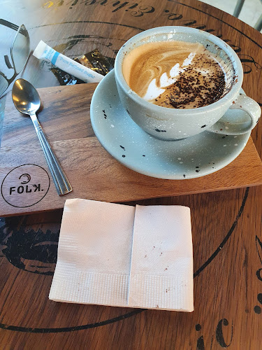 211 ถ. ศรีสุนทร ตำบลเชิงทะเล อำเภอถลาง ภูเก็ต 83110