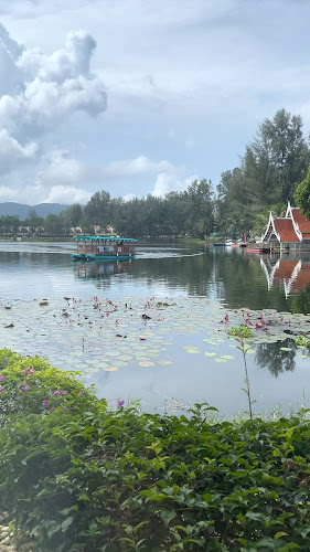 Comentarii opinii despre Market Place