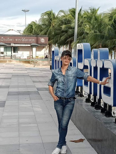 จอมเทียนซอย3 - การบริการอาหารและที่พัก