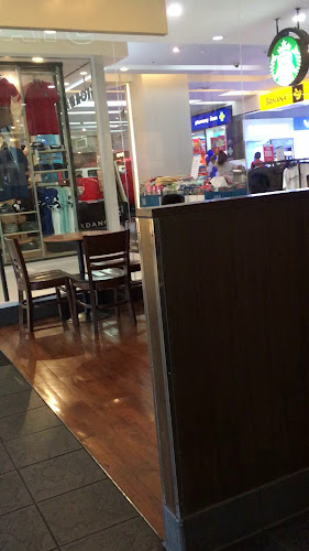 Opinii despre สตาร์บัคส์ ฮาร์เบอร์แหลมฉบัง în อำเภอศรีราชา - การบริการอาหารและที่พัก