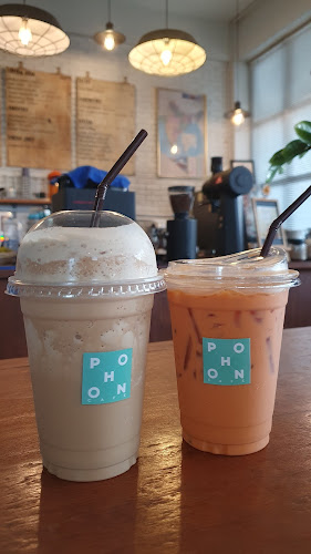 Opinii despre Phoon Cafe Phayao în อำเภอเมืองพะเยา - การบริการอาหารและที่พัก