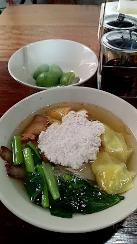 กินเตี๋ยวกัน สงขลา - การบริการอาหารและที่พัก