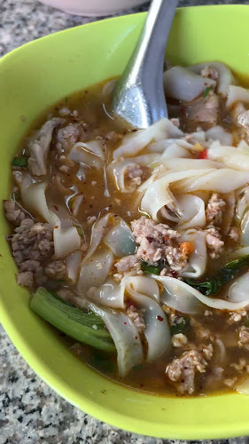 Comentarii opinii despre ต้มเลือดหมูคุณศรี พัทยากลาง