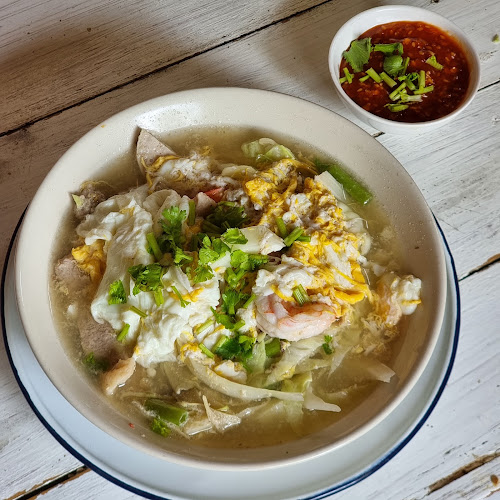 landme cafe - การบริการอาหารและที่พัก