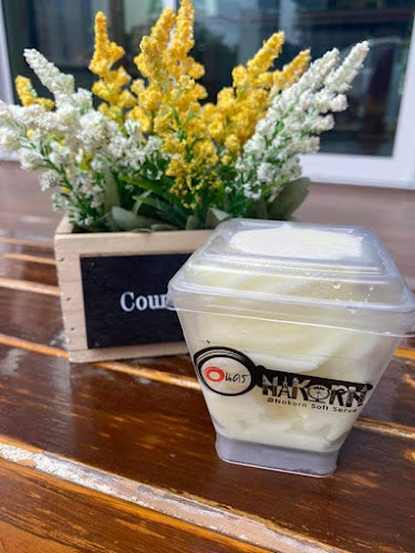 นคร คาเฟ่ - การบริการอาหารและที่พัก