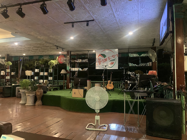 Opinii despre แพครูเอ็ม แพเจ้าพระยา în อำเภอเมืองนครสวรรค์ - การบริการอาหารและที่พัก