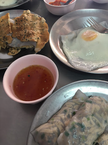 ปากหม้อ Robot เจ๊หุ่นยนต์ - อำเภอเมืองอุบลราชธานี