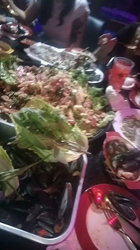 Opinii despre Cosy Beach Club în อำเภอบางละมุง - การบริการอาหารและที่พัก