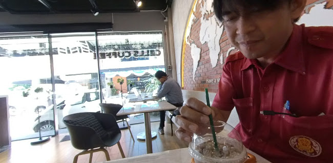 Cells Coffee x Co-working space - เมือง