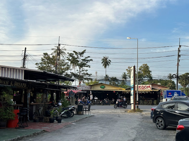 Beach Road, ตำบล ราไวย์ Phuket, ภูเก็ต 83100