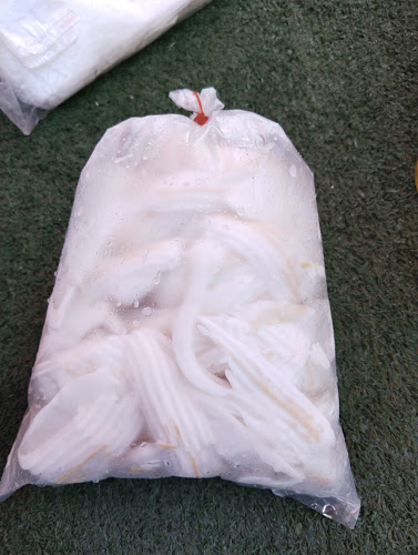 Comentarii opinii despre ร้านจ๊ะเอ๋ร่มแดง มะพร้าวน้ำหอมบ้านแพ้ว