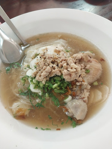 Opinii despre ร้านตั้งหลักก๋วยจั๊บอุบล în อำเภอ พังโคน - การบริการอาหารและที่พัก