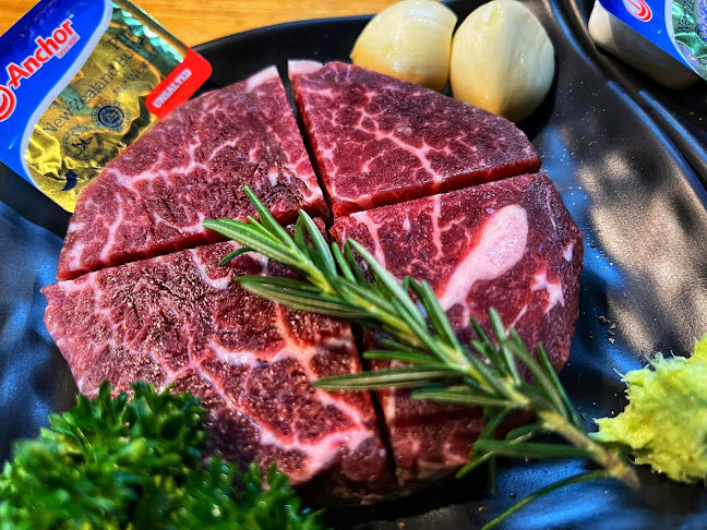 Opinii despre Kalasino กาลาสิโน-ปิ้งย่าง จิ้มจุ่ม โคขุนโพนยางคำ เบียร์วุ้น สาขาพัทยา în อำเภอบางละมุง - การบริการอาหารและที่พัก