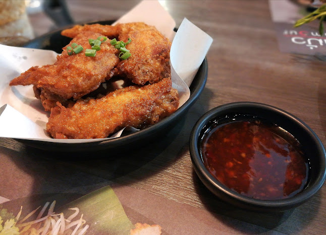 ร้านตำมั่ว The Walk นครสวรรค์ - การบริการอาหารและที่พัก