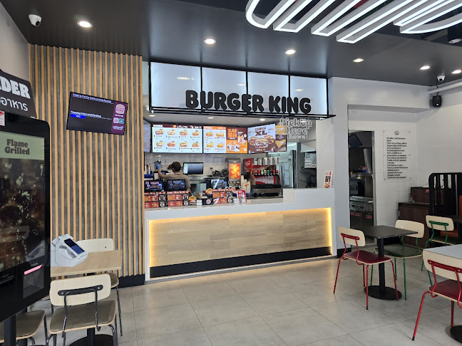 Burger King - Kata Phuket - การบริการอาหารและที่พัก