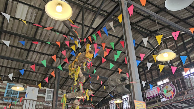 ครัว คุณยายแว่น