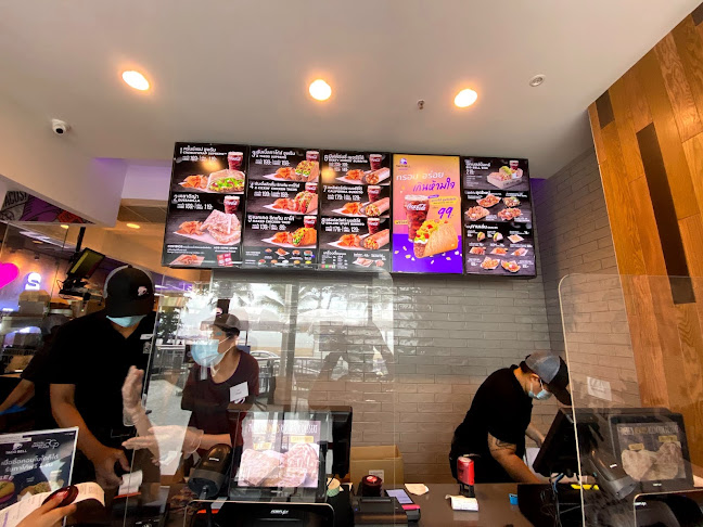 Taco Bell - การบริการอาหารและที่พัก