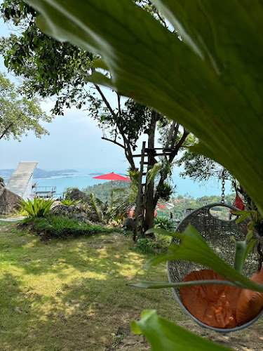 ทางขึ้น Heart Shape Mountain Seaview - Koh Samui - การบริการอาหารและที่พัก
