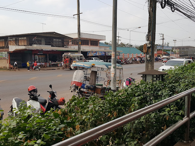 ร้านตั้งหลักก๋วยจั๊บอุบล - การบริการอาหารและที่พัก