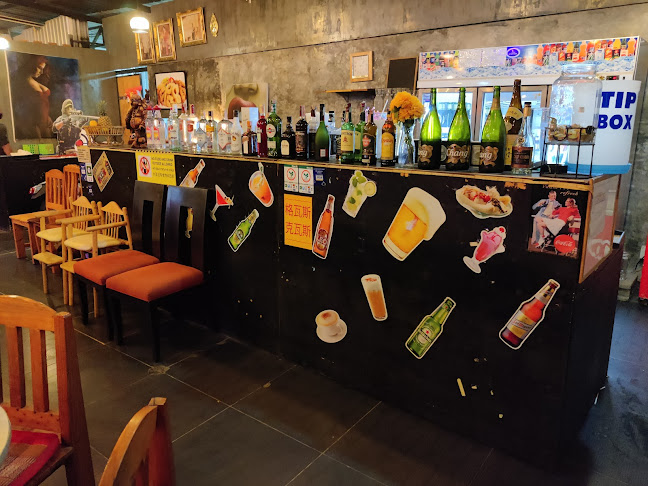 Golden Paradise Restaurant(NORTH-INDIAN CURRY HOUSE) || Best Indian Restaurant | Halal Food Restaurant In Phuket - การบริการอาหารและที่พัก