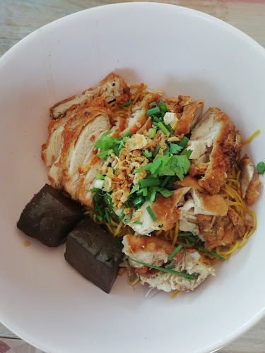 อุบลเชฟ - การบริการอาหารและที่พัก