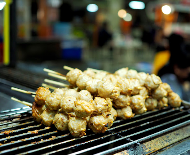 ตลาดโต้รุ่ง อุบลสแควร์ - อำเภอเมืองอุบลราชธานี