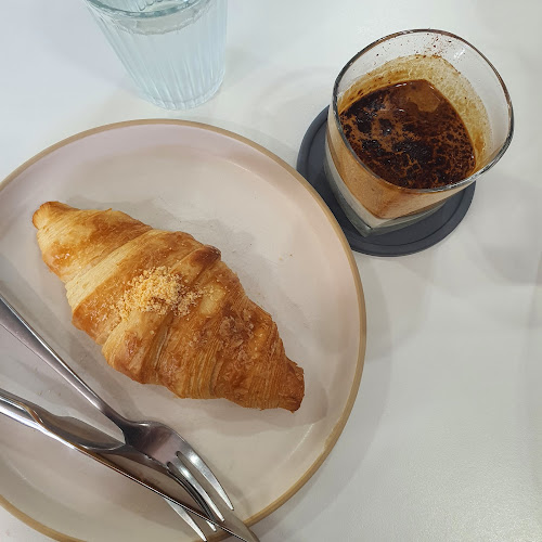 90 ซอย นุ่มอุทิศ ตำบล หาดใหญ่ อำเภอหาดใหญ่ สงขลา 90110