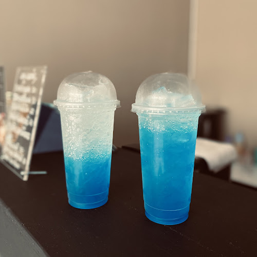 Double C Coffee Bar - การบริการอาหารและที่พัก