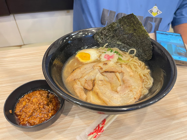 Oishi Ramen - การบริการอาหารและที่พัก
