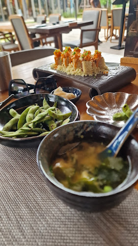 Opinii despre Uchi Gastrobar Japanese Food & Sushi Phuket în อำเภอถลาง - การบริการอาหารและที่พัก