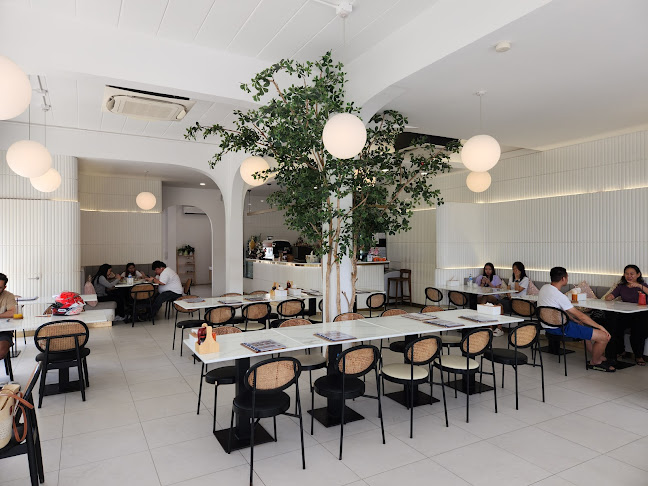 ถ. เจ้าฟ้าตะวันตก ตำบล ฉลอง Mueng, ภูเก็ต 83130