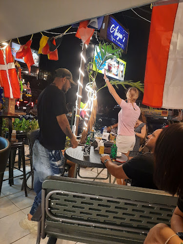 Pattaya, Near beach, ถนน พัทยากลาง เมืองพัทยา ชลบุรี 20150