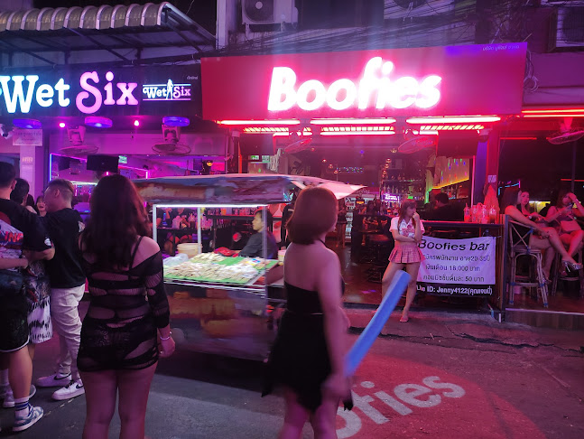 Opinii despre Boofies Soi 6 în อำเภอบางละมุง - การบริการอาหารและที่พัก