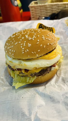 Burger Time Chanthaburi เบอร์เกอร์ ไทม์ จันทบุรี - อำเภอเมืองจันทบุรี